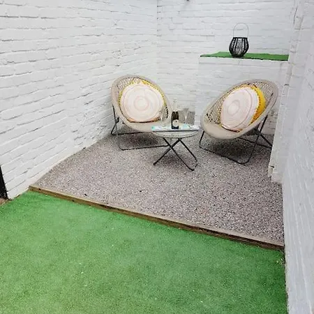Seaside Apartment Moreton  Buitenkant foto