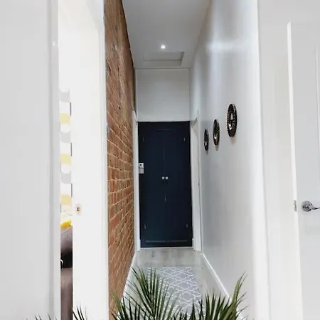 Seaside Apartment Moreton  Buitenkant foto