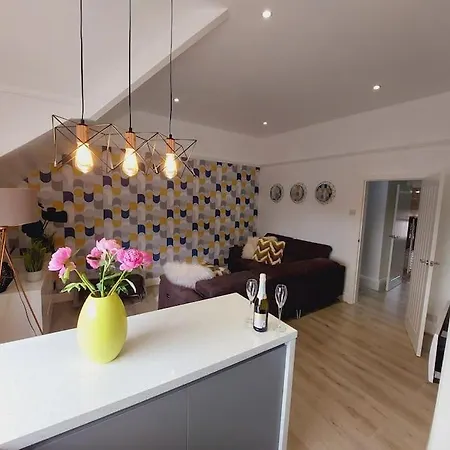 Seaside Apartment Moreton  Buitenkant foto